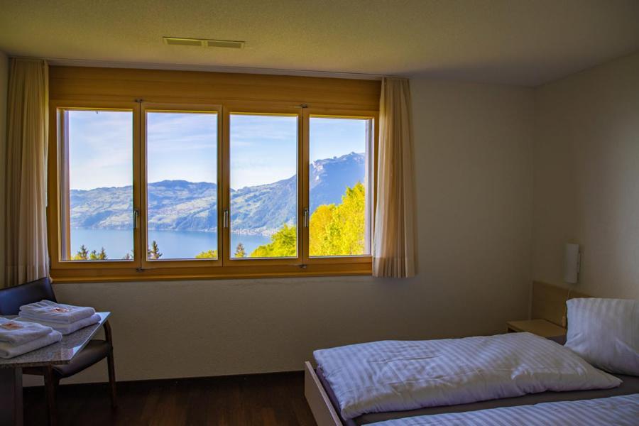 Auszeit-Hotel Z Aeschiried Aeschi Bei Spiez Стая снимка
